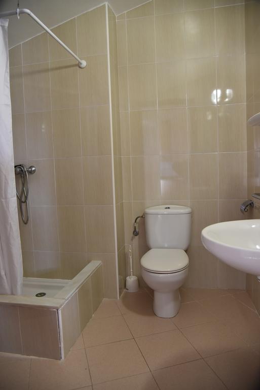 Apartamentos Ar Dosjoimi Lloret de Mar Dış mekan fotoğraf