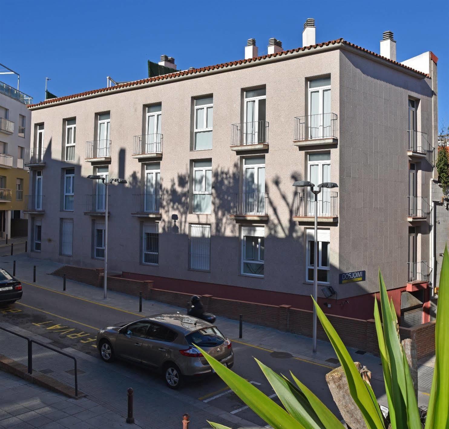 Apartamentos Ar Dosjoimi Lloret de Mar Dış mekan fotoğraf