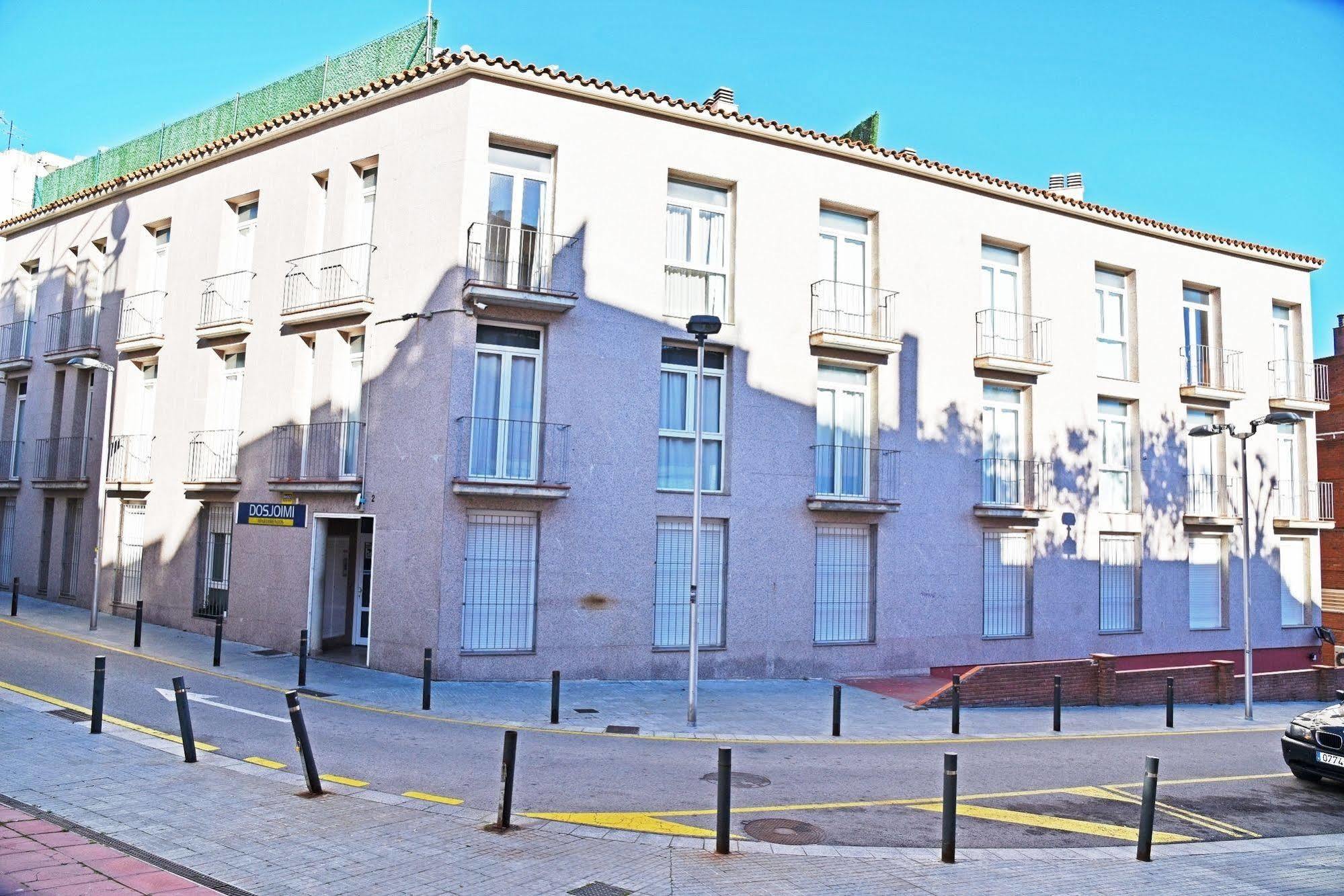 Apartamentos Ar Dosjoimi Lloret de Mar Dış mekan fotoğraf