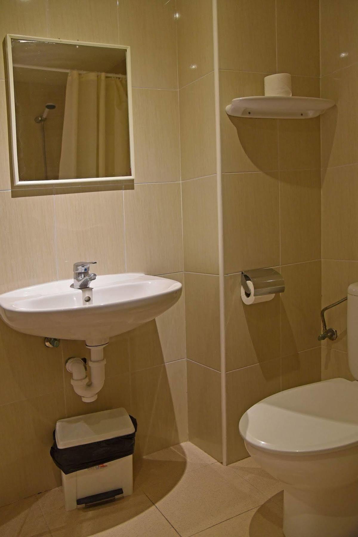 Apartamentos Ar Dosjoimi Lloret de Mar Dış mekan fotoğraf