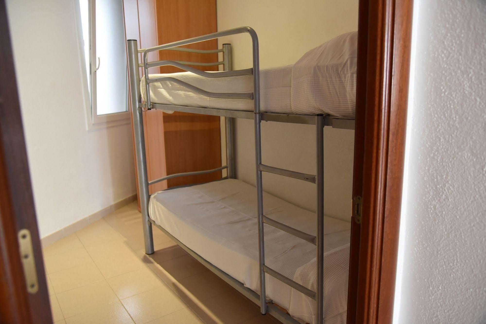 Apartamentos Ar Dosjoimi Lloret de Mar Dış mekan fotoğraf